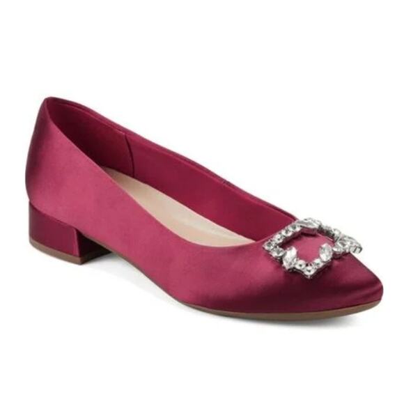 NEW Easy Spirit Women‎ Eflex Pointy Rhinestone Dress Pumps Sz 6 Maroon Satin - Picture 1 of 7